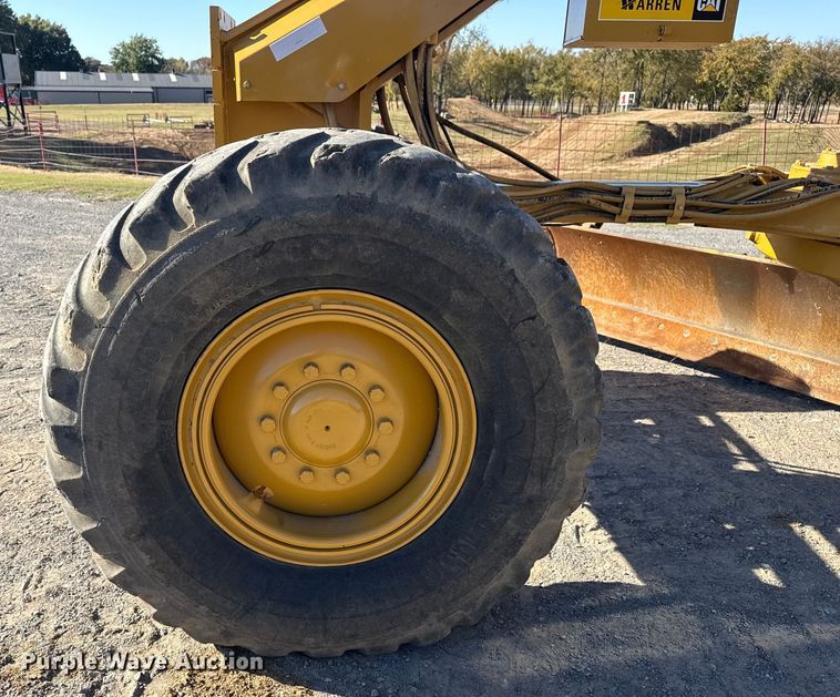 image for item DJ7955 2012 Caterpillar 140H motor grader