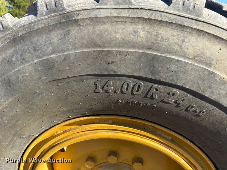 image for item DJ7955 2012 Caterpillar 140H motor grader