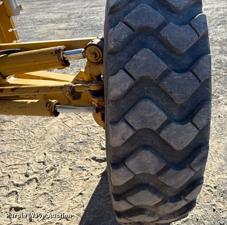 image for item DJ7955 2012 Caterpillar 140H motor grader