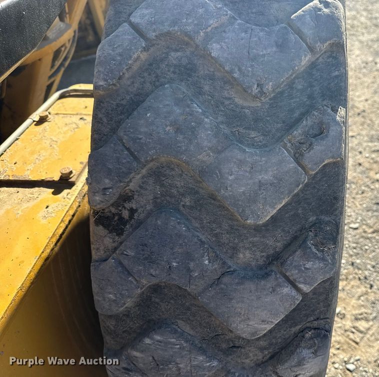 image for item DJ7955 2012 Caterpillar 140H motor grader