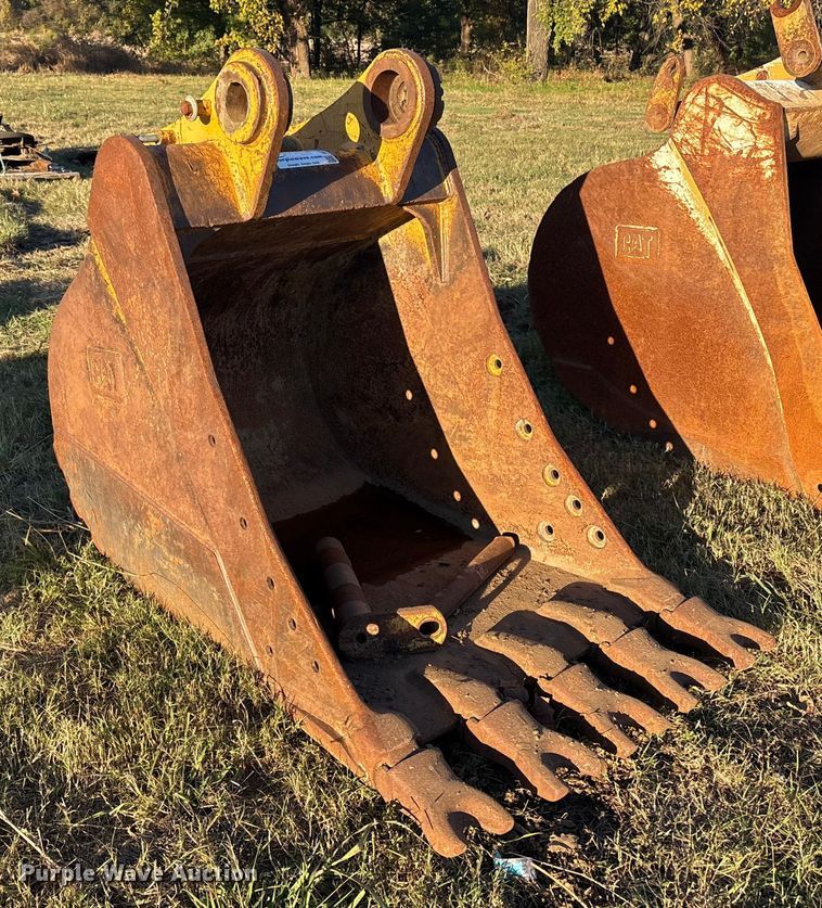 image for item DJ7958 Caterpillar excavator bucket