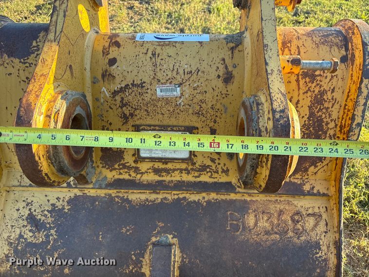image for item DJ7958 Caterpillar excavator bucket