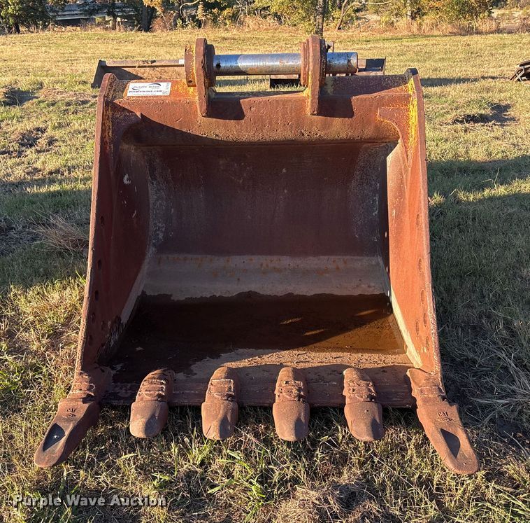 image for item DJ7959 Caterpillar excavator bucket