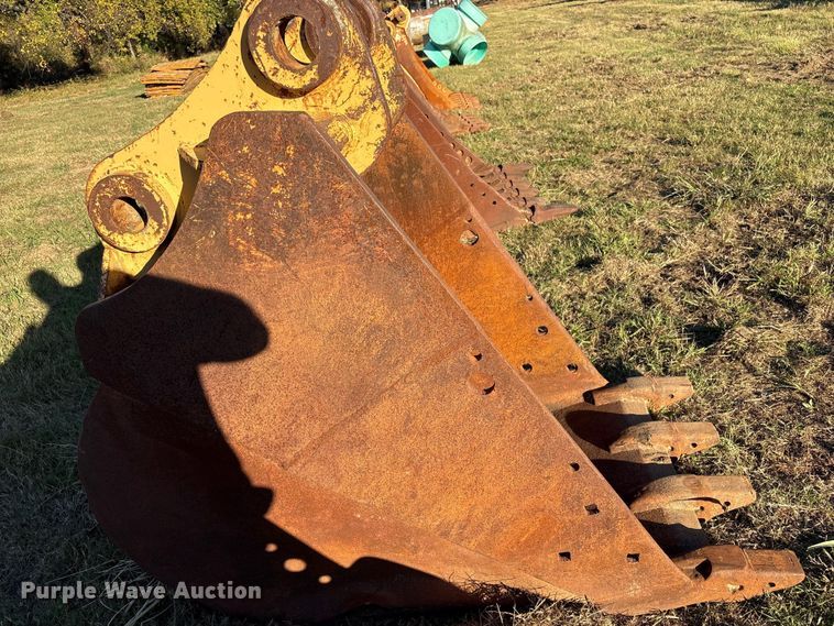 image for item DJ7960 36