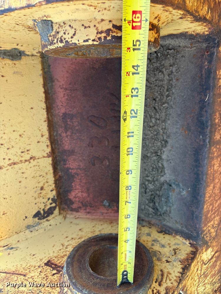 image for item DJ7960 36