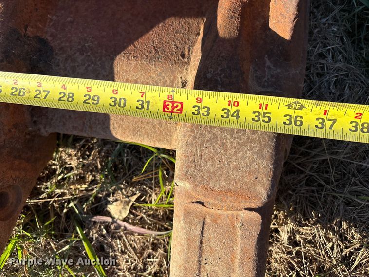 image for item DJ7960 36