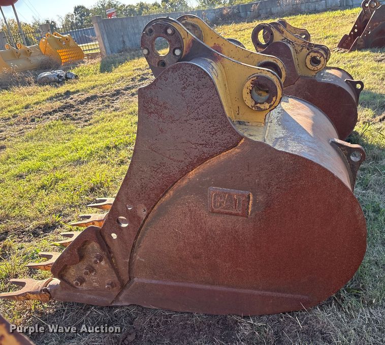 image for item DJ7961 Caterpillar excavator bucket