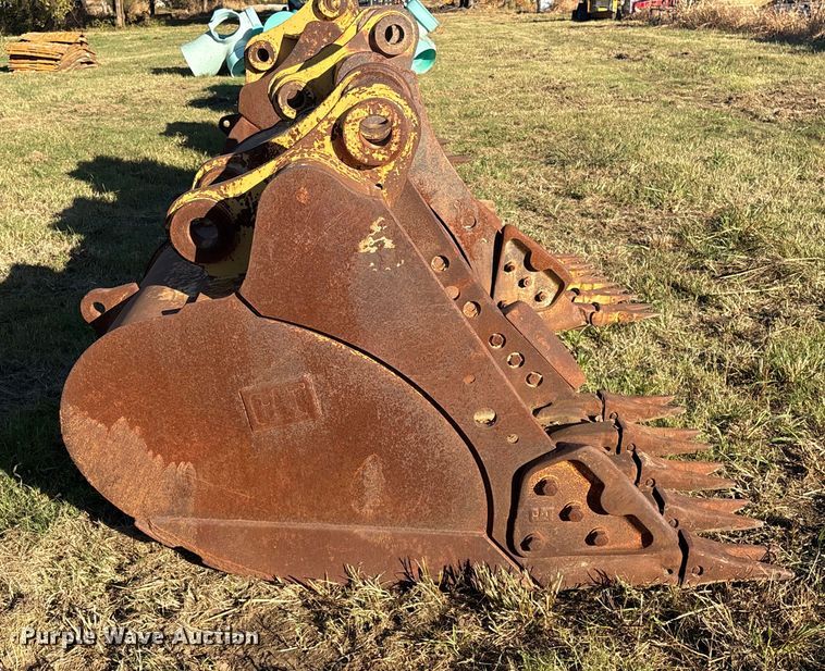 image for item DJ7962 Caterpillar excavator bucket