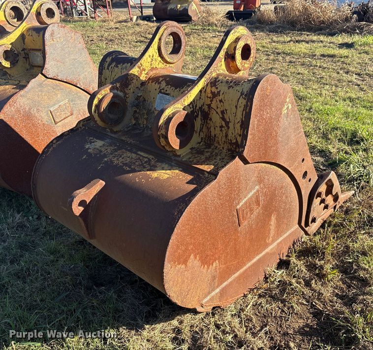 image for item DJ7962 Caterpillar excavator bucket