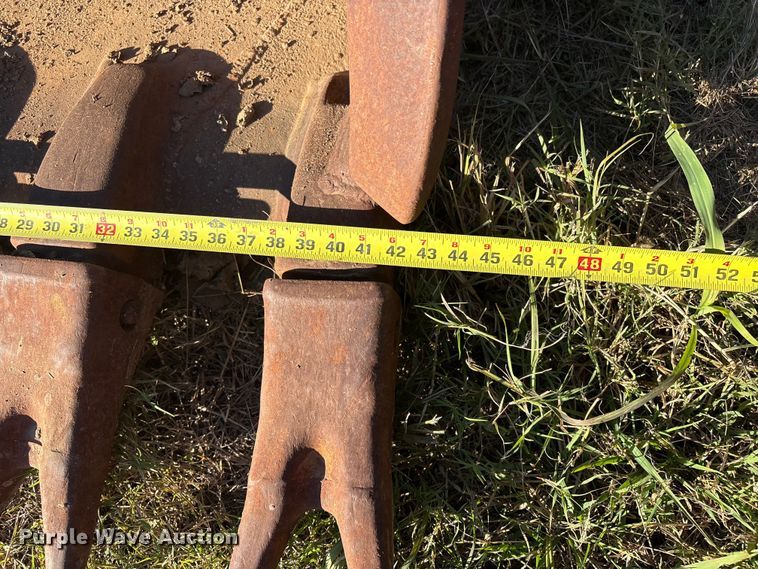 image for item DJ7962 Caterpillar excavator bucket