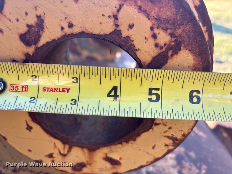 image for item DJ7962 Caterpillar excavator bucket