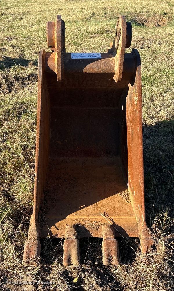 image for item DJ7963 Cepco excavator bucket