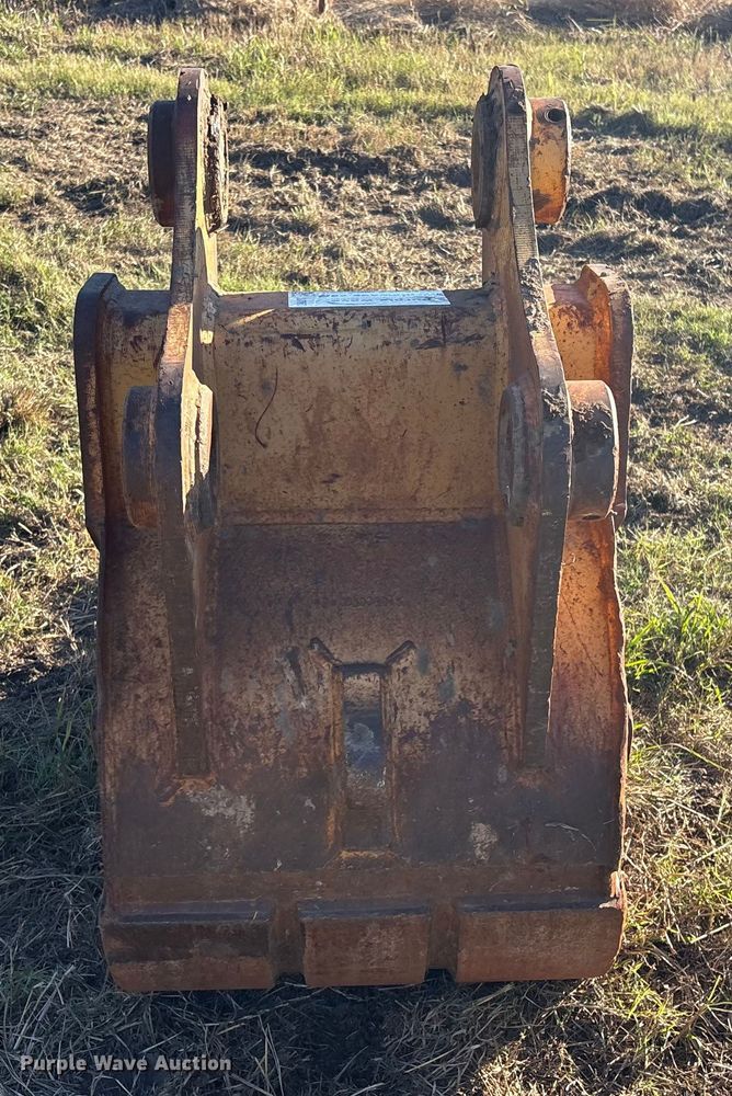 image for item DJ7963 Cepco excavator bucket