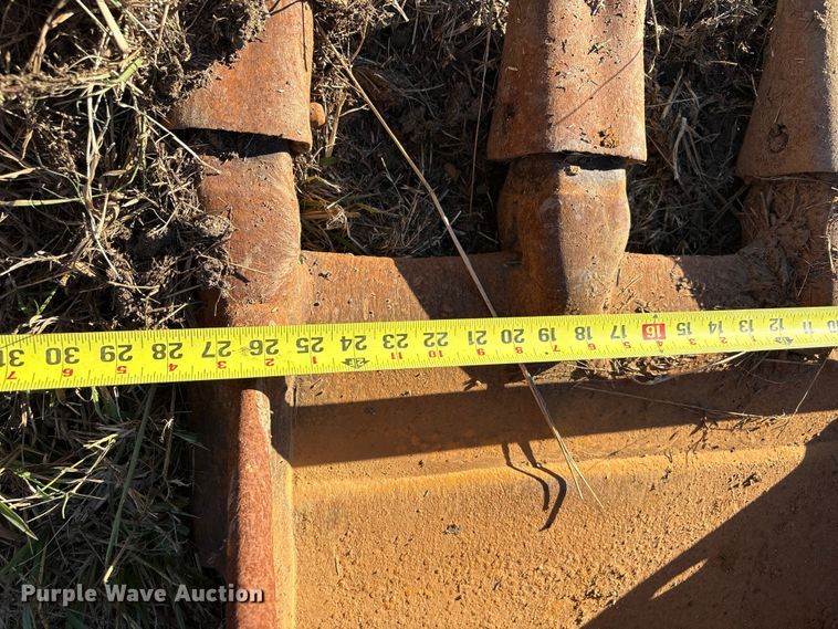 image for item DJ7963 Cepco excavator bucket