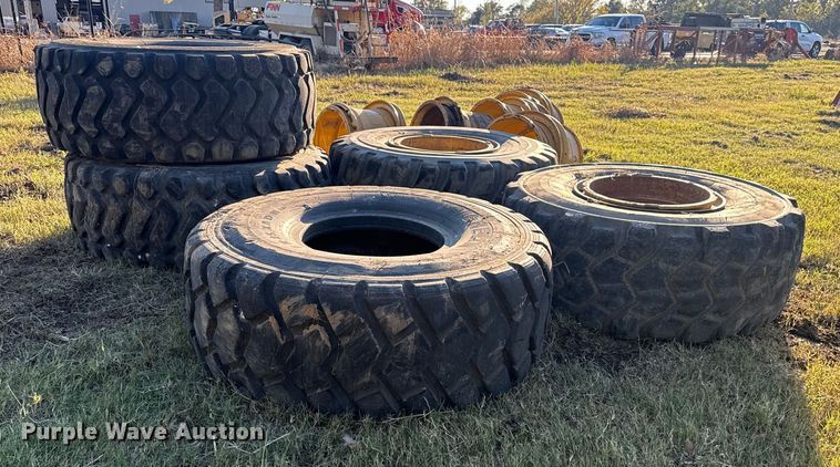 image for item DJ7974 Wheels and tires