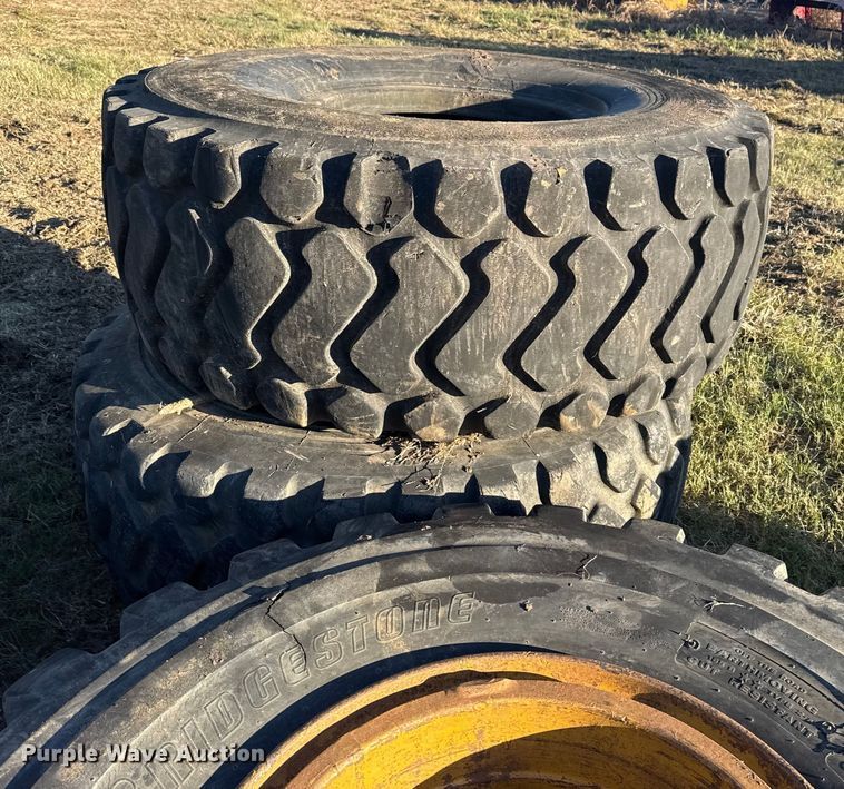 image for item DJ7974 Wheels and tires