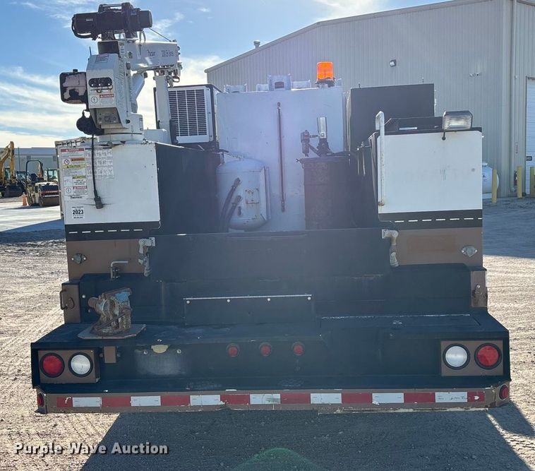 image for item DK0042 2012 Ford F550 utility / service truck