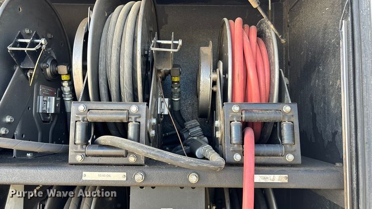 image for item DK0042 2012 Ford F550 utility / service truck