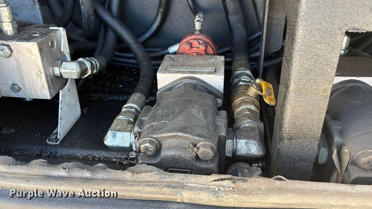 image for item DK0042 2012 Ford F550 utility / service truck