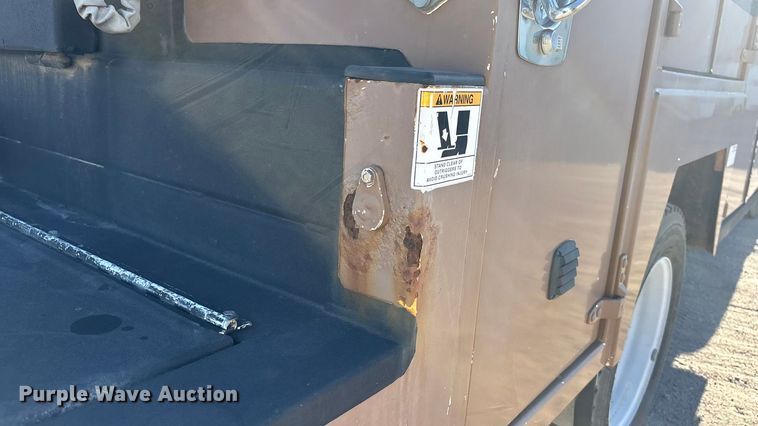 image for item DK0042 2012 Ford F550 utility / service truck