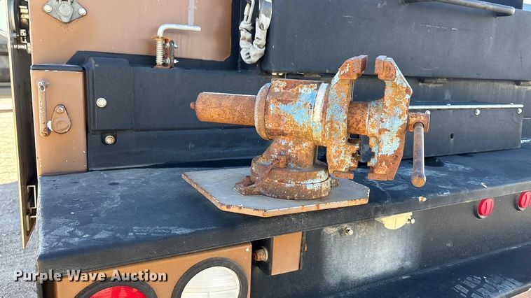 image for item DK0042 2012 Ford F550 utility / service truck