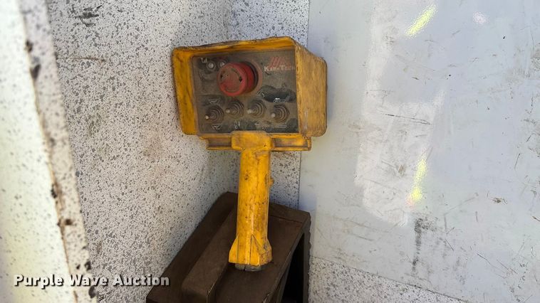 image for item DK0042 2012 Ford F550 utility / service truck