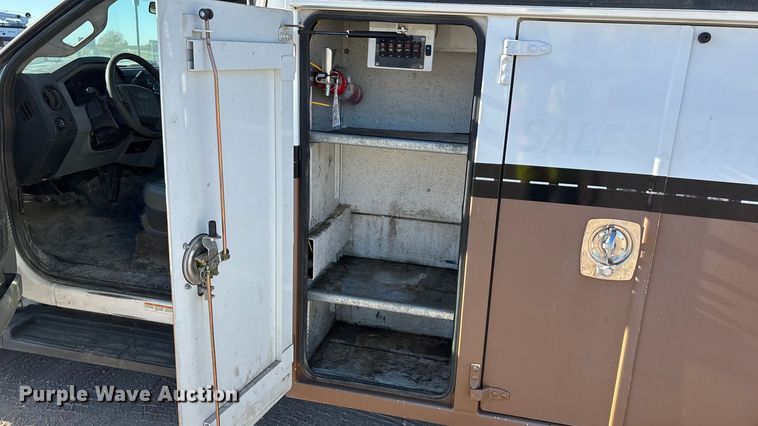 image for item DK0042 2012 Ford F550 utility / service truck