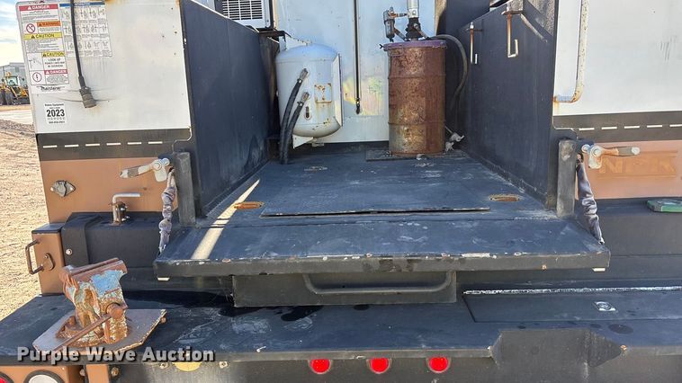 image for item DK0042 2012 Ford F550 utility / service truck