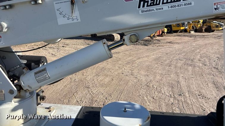 image for item DK0042 2012 Ford F550 utility / service truck