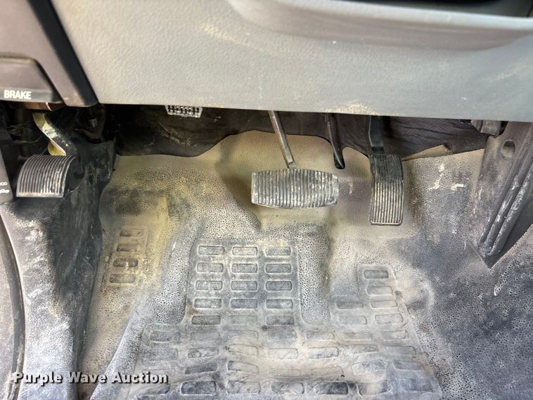 image for item DK0042 2012 Ford F550 utility / service truck