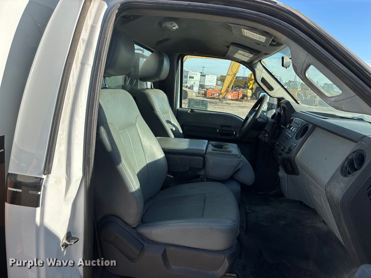 image for item DK0042 2012 Ford F550 utility / service truck