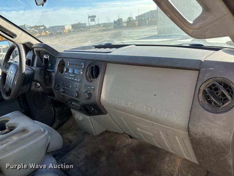 image for item DK0042 2012 Ford F550 utility / service truck