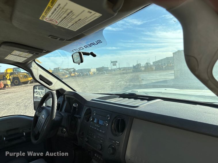 image for item DK0042 2012 Ford F550 utility / service truck