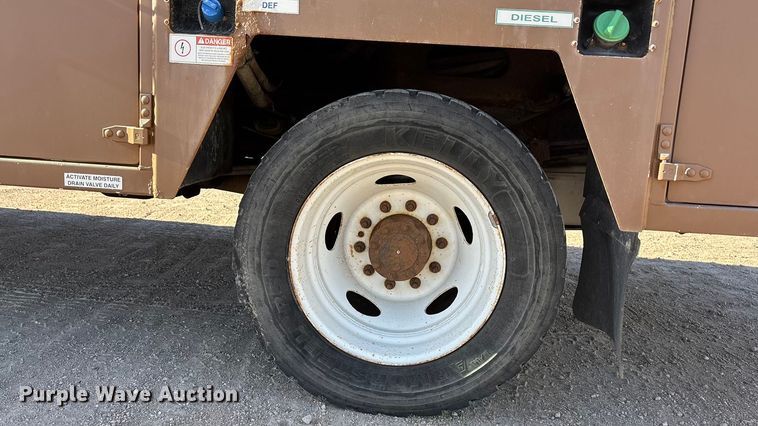 image for item DK0042 2012 Ford F550 utility / service truck