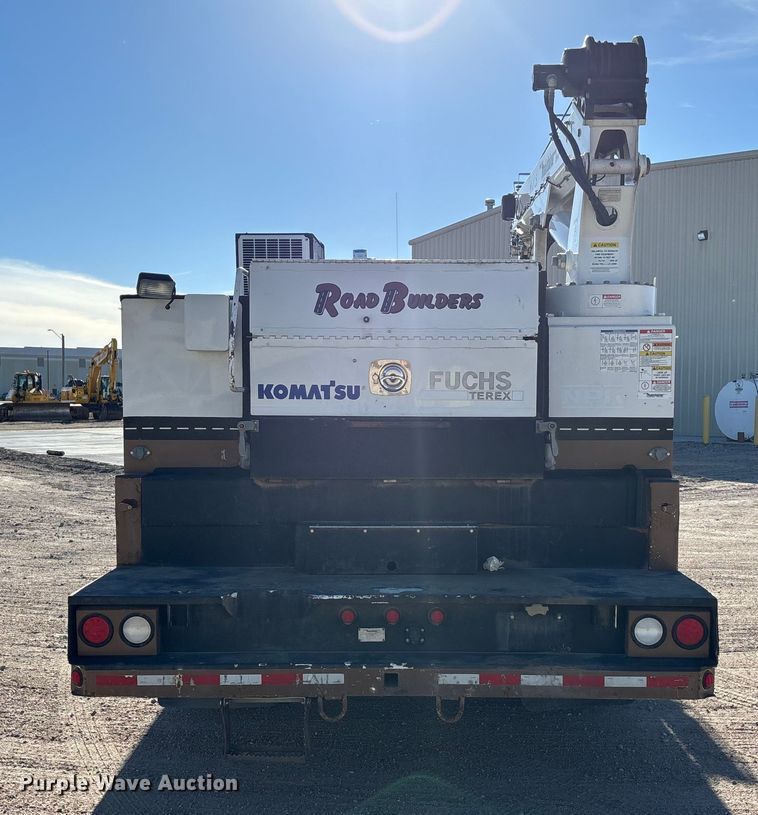 image for item DK0043 2014 Peterbilt 337 utility / service truck