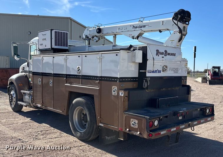 image for item DK0043 2014 Peterbilt 337 utility / service truck