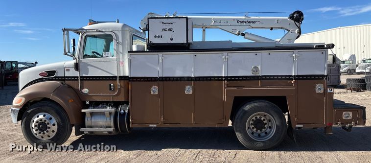 image for item DK0043 2014 Peterbilt 337 utility / service truck