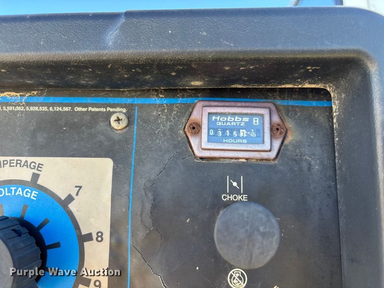 image for item DK0043 2014 Peterbilt 337 utility / service truck