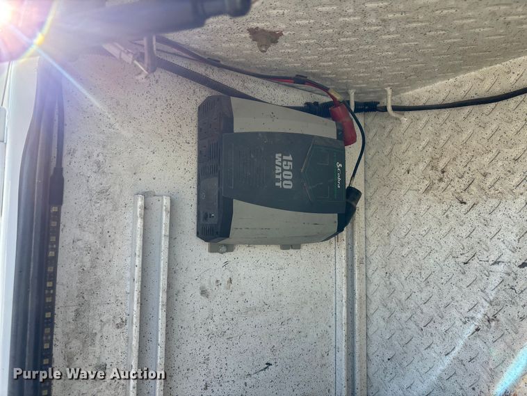 image for item DK0043 2014 Peterbilt 337 utility / service truck