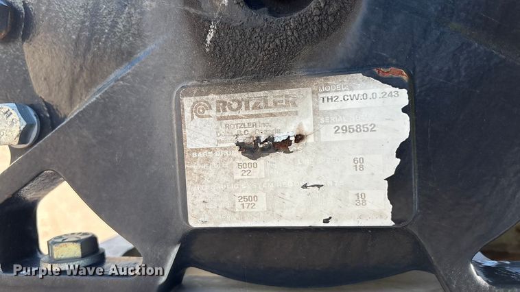 image for item DK0043 2014 Peterbilt 337 utility / service truck