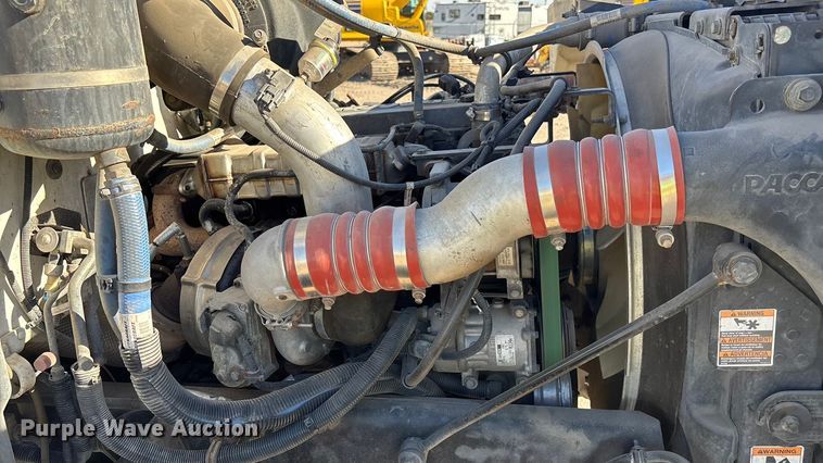 image for item DK0043 2014 Peterbilt 337 utility / service truck