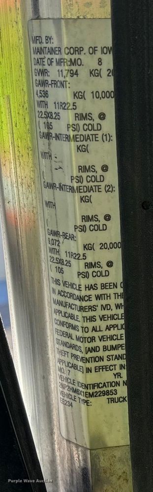 image for item DK0043 2014 Peterbilt 337 utility / service truck