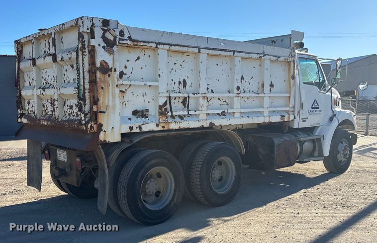 image for item DK0064 2005 Sterling L7500 dump truck