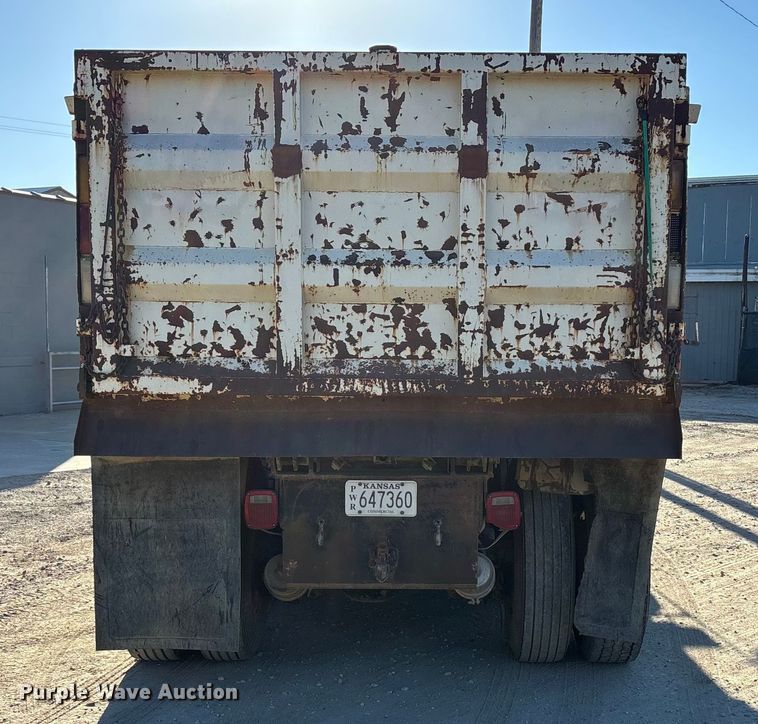 image for item DK0064 2005 Sterling L7500 dump truck