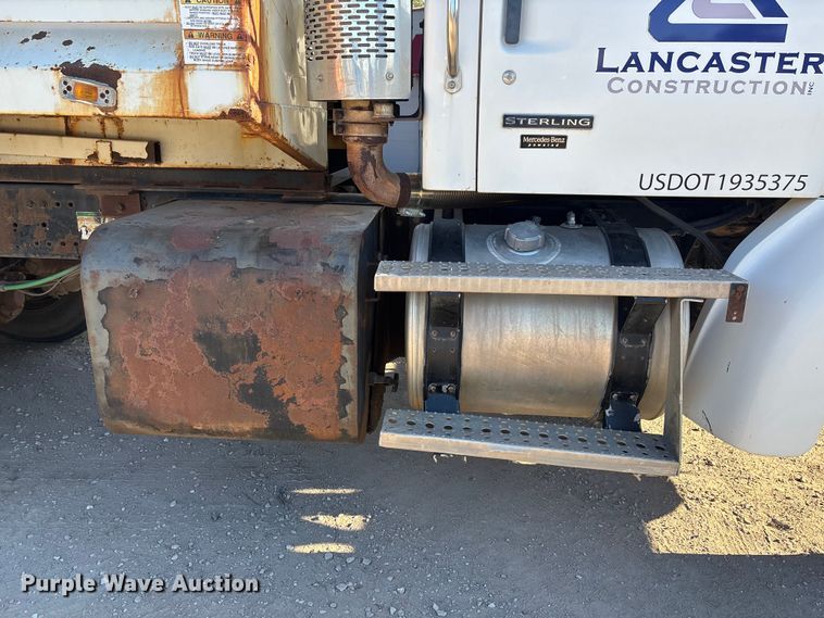 image for item DK0064 2005 Sterling L7500 dump truck