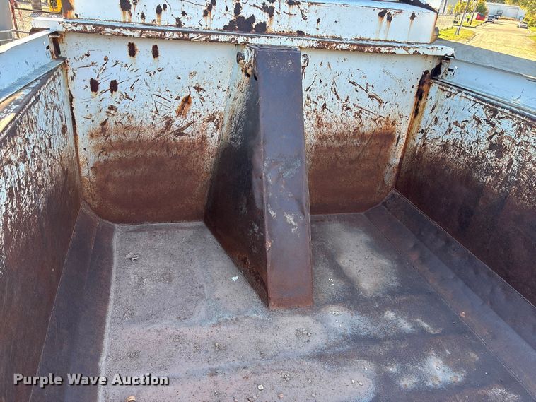 image for item DK0064 2005 Sterling L7500 dump truck