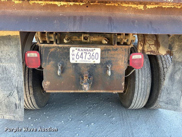 image for item DK0064 2005 Sterling L7500 dump truck