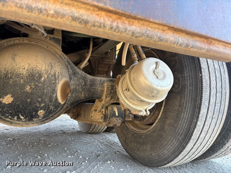 image for item DK0064 2005 Sterling L7500 dump truck