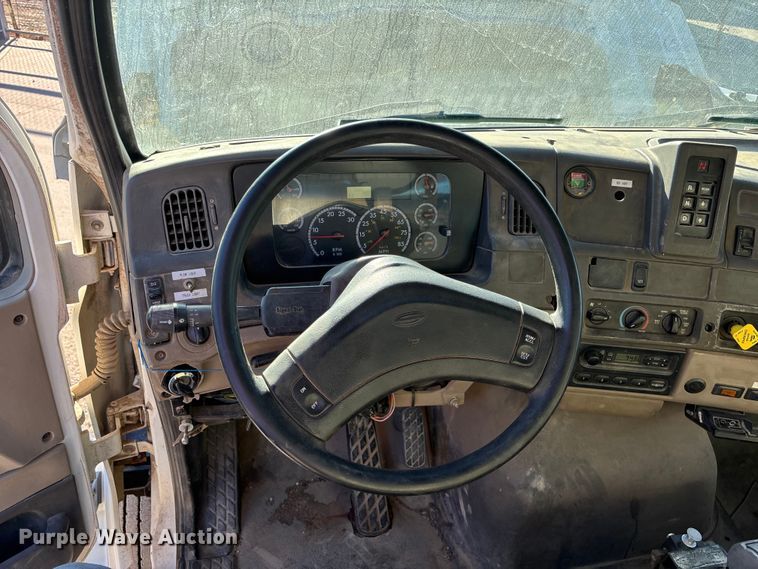 image for item DK0064 2005 Sterling L7500 dump truck