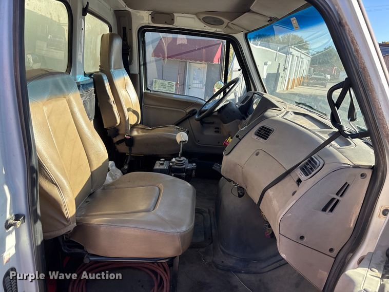 image for item DK0064 2005 Sterling L7500 dump truck